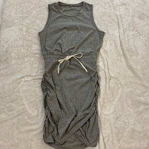 NWOT Gray sleeveless ruched side dress size L